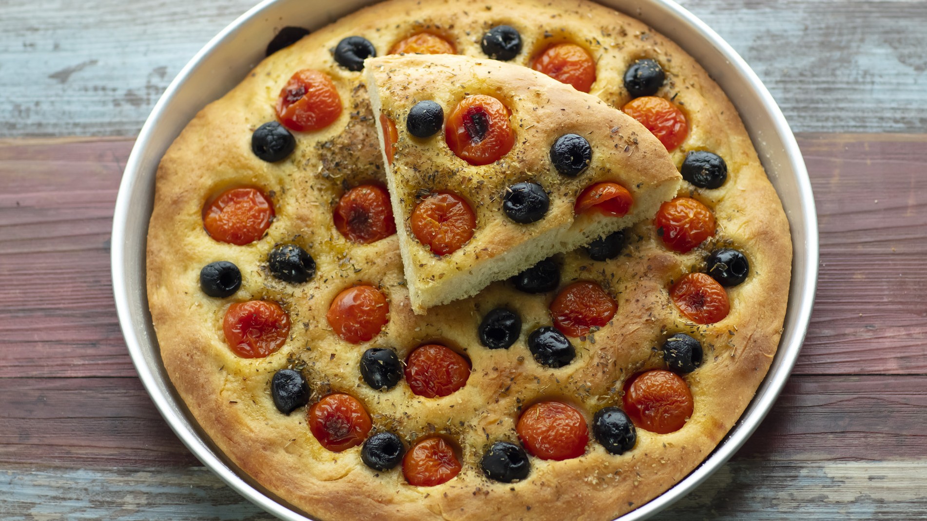 Focaccia Pomodorini E Olive Ricette Casa Pappagallo