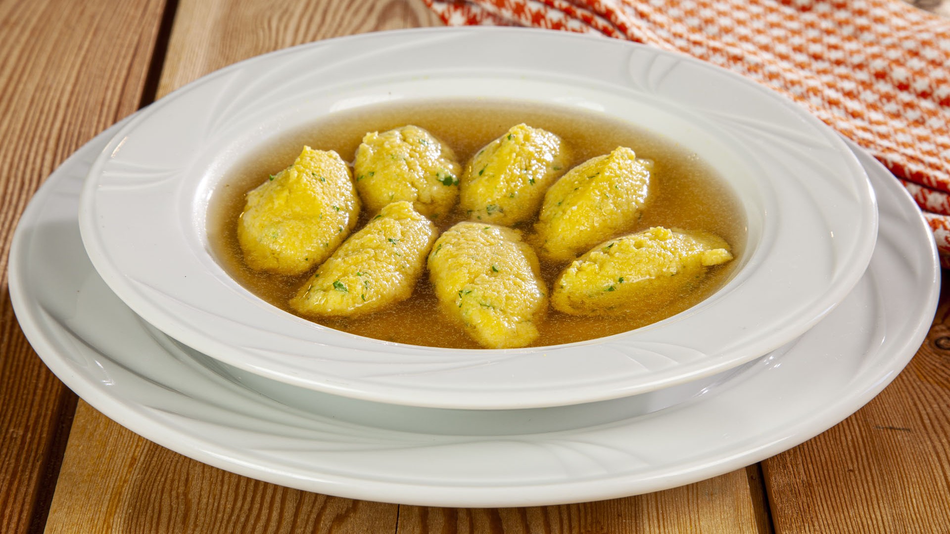 Gnocchi di pane in brodo