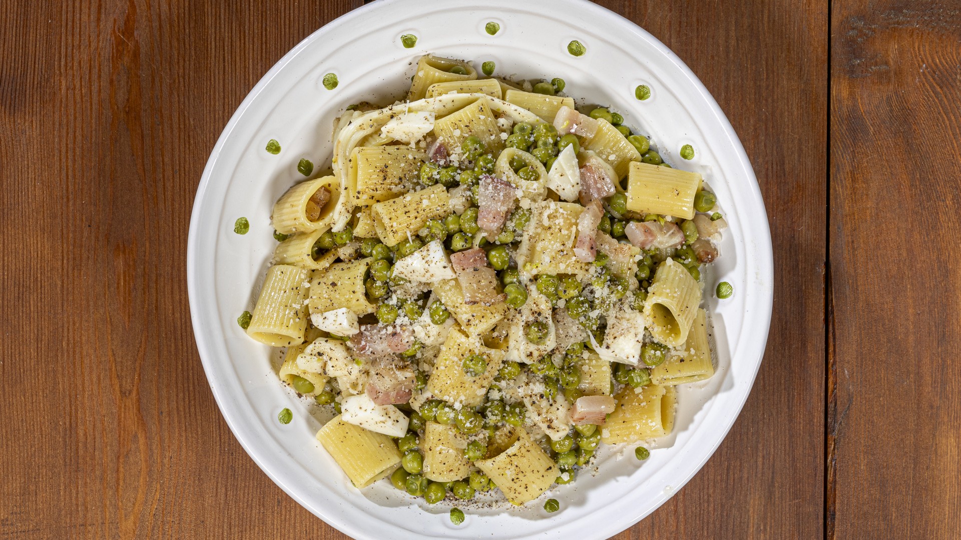 Pasta e piselli con la provola