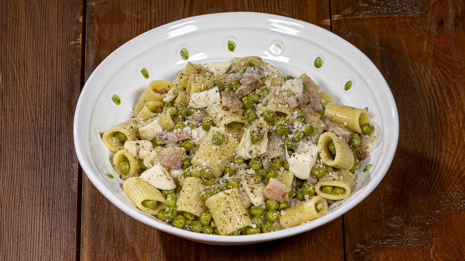 Pasta e piselli con la provola