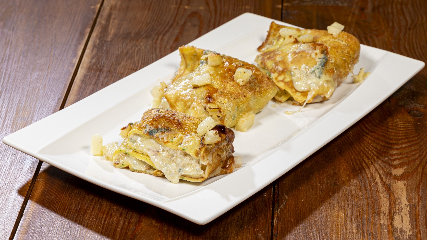 Crespelle gorgonzola, pere e noci